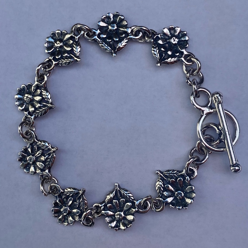 925 sterling silver sunflower toggle bracelet🌻